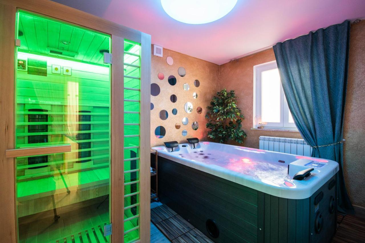 Wellness Studio D'Or - Exclusive New Apartment With Whirlpool, Sauna, Sunny Terrace, Private Parking Poreč Exterior foto