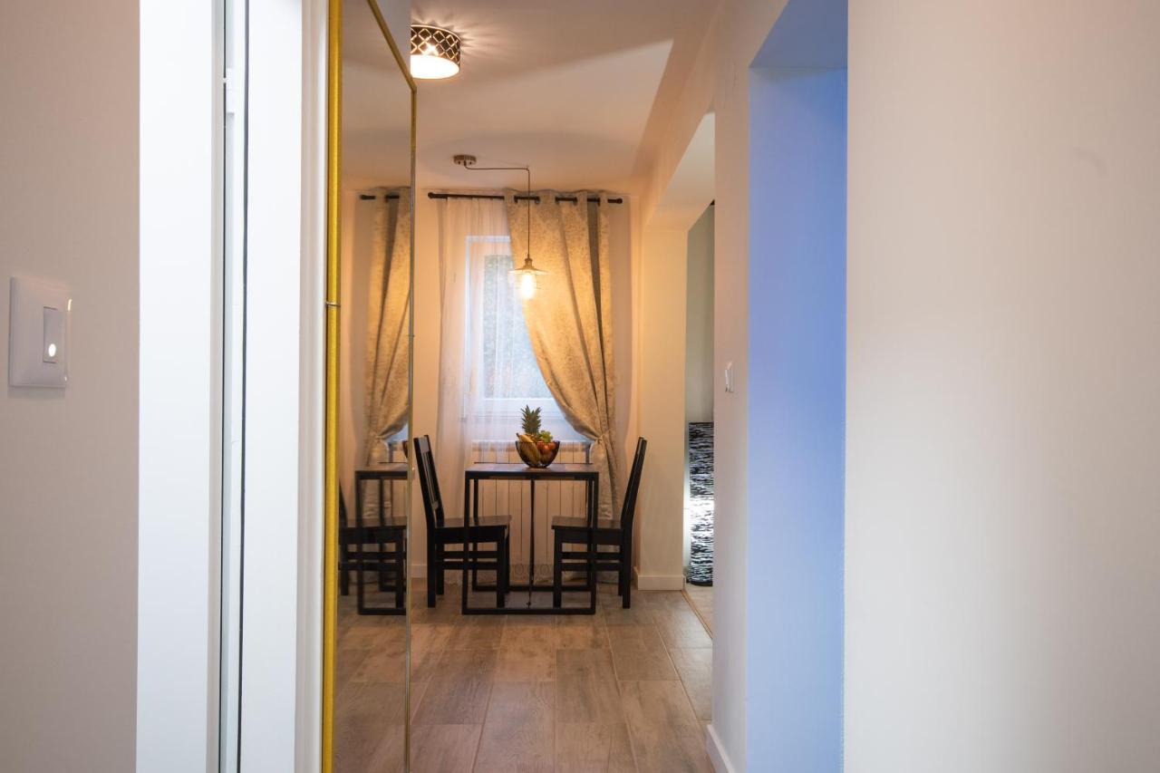 Wellness Studio D'Or - Exclusive New Apartment With Whirlpool, Sauna, Sunny Terrace, Private Parking Poreč Exterior foto